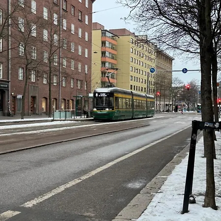 Your Chic Vibrant Apartment *