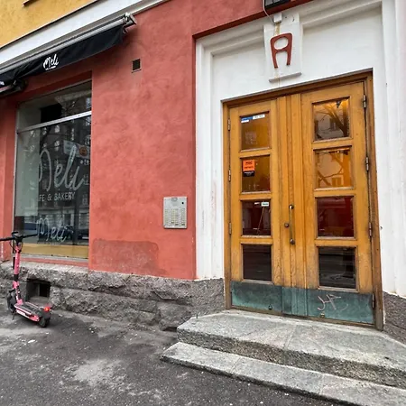 Your Chic Vibrant Huoneisto Helsinki